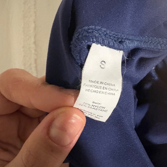 Amazon Scrunch Shorts — Navy — Size S - Picture 2 of 3